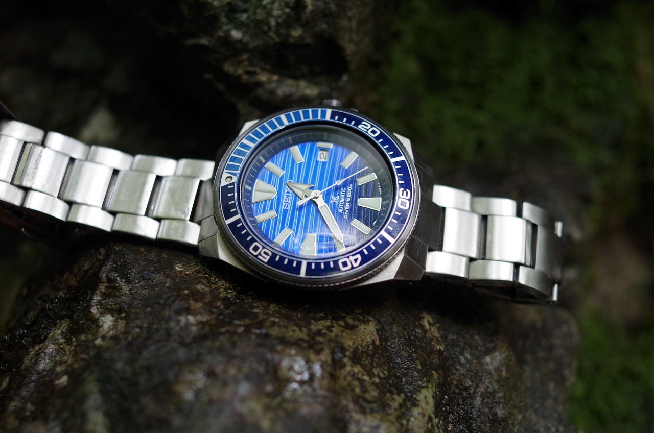 Seiko 5 – popularny automatyczny zegarek: cechy charakterystyczne i opinie użytkowników